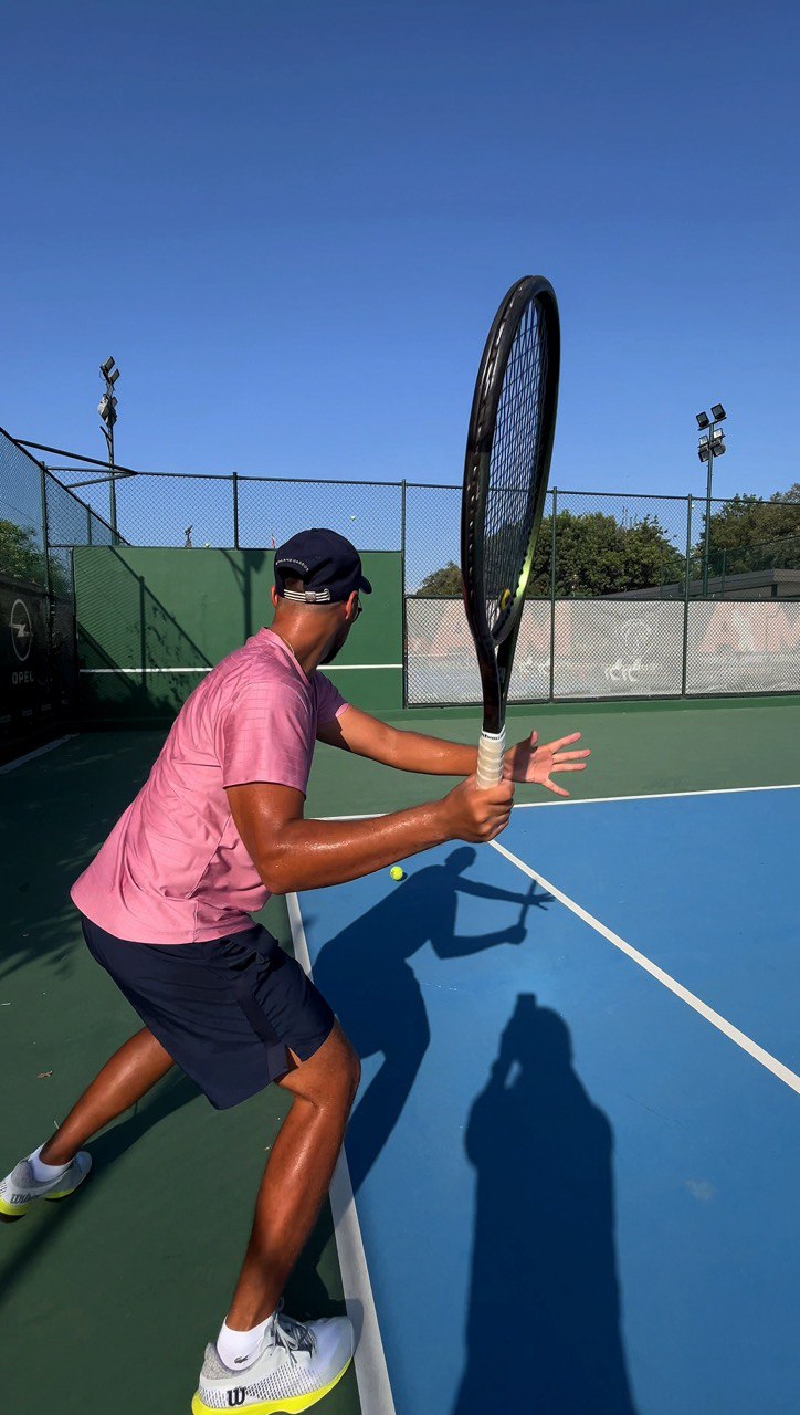 tennis forehand